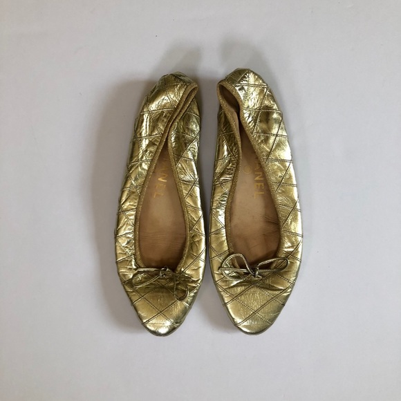 [CHANEL] Vintage Gold Quilted Ballet Shoes SZ 7 (EU 37) - Picture 3 of 9